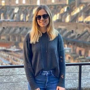 Meet your Posher, Rachel